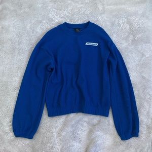 New balance ribbed crewneck.